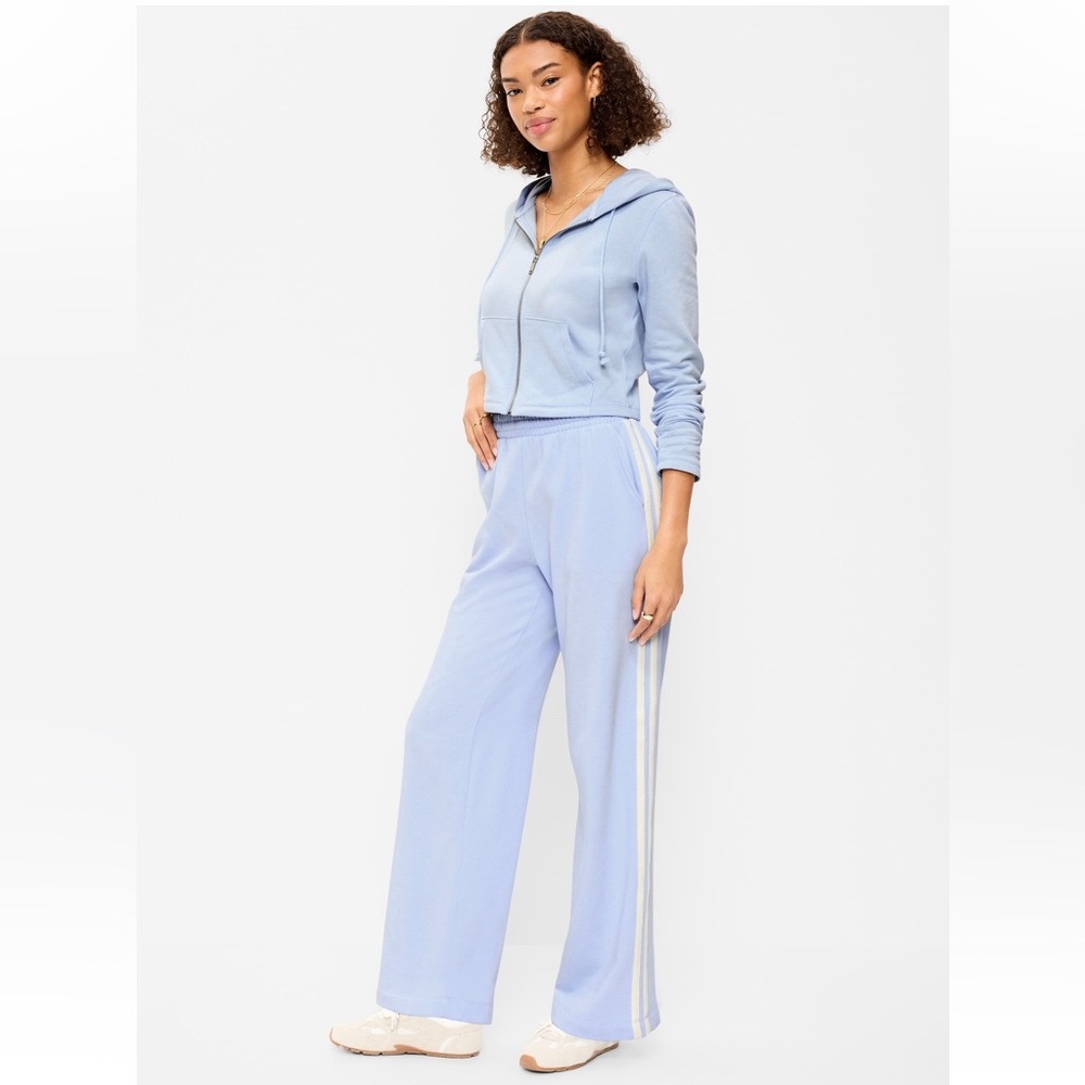 NWT Old Navy High-Waisted SoComfy Wide-Leg Sweatpants Light Blue & White Size SP